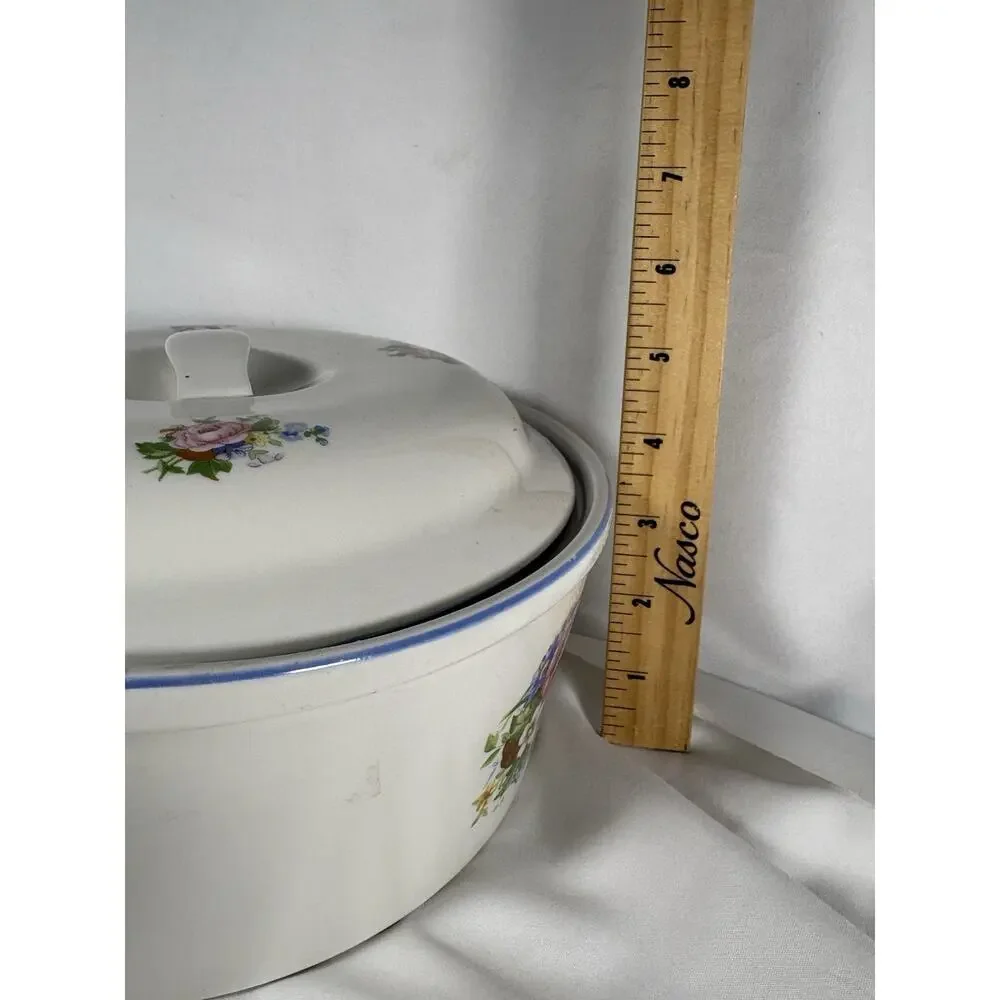 Tabletops Unlimited Victoria White 2 Qt Covered Casserole 9” Floral Blue Trim